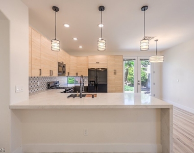 2609 Country Mile Drive - Photo Thumbnail 10