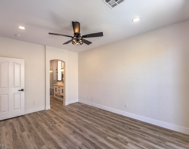 2609 Country Mile Drive - Photo Thumbnail 19