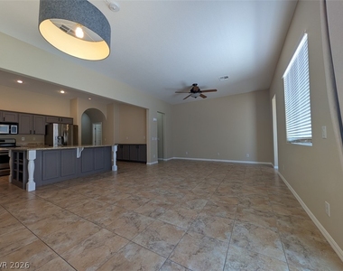 1032 Via Canale Drive - Photo Thumbnail 5