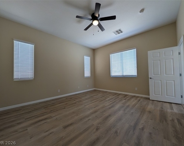 1032 Via Canale Drive - Photo Thumbnail 13