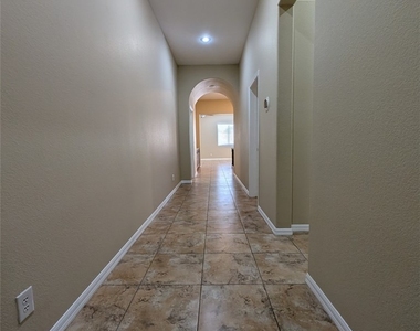 1032 Via Canale Drive - Photo Thumbnail 2