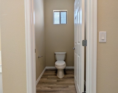 1032 Via Canale Drive - Photo Thumbnail 16