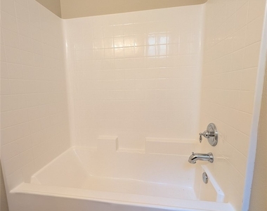 1032 Via Canale Drive - Photo Thumbnail 23