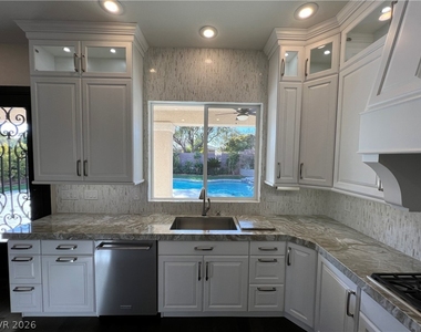 10895 Iris Canyon Lane - Photo Thumbnail 5