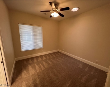 10895 Iris Canyon Lane - Photo Thumbnail 11