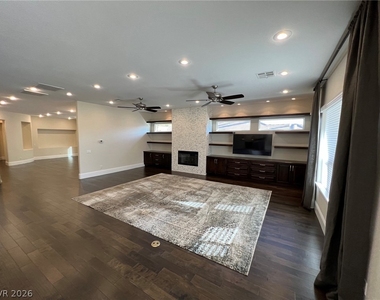 10895 Iris Canyon Lane - Photo Thumbnail 6