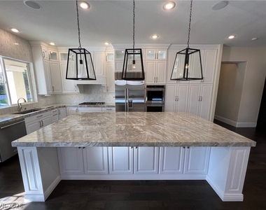 10895 Iris Canyon Lane - Photo Thumbnail 2