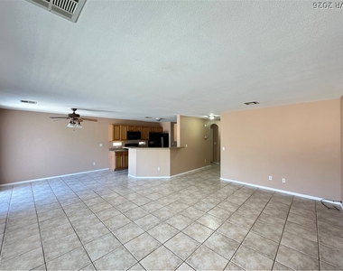 4711 Thackerville Avenue - Photo Thumbnail 2