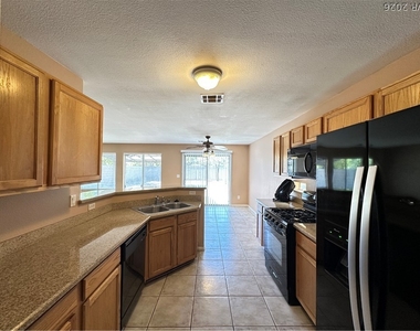 4711 Thackerville Avenue - Photo Thumbnail 6