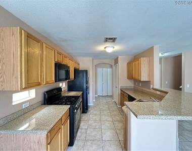 4711 Thackerville Avenue - Photo Thumbnail 4