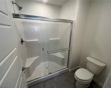 3610 Tripoli Cove Avenue - Photo Thumbnail 9