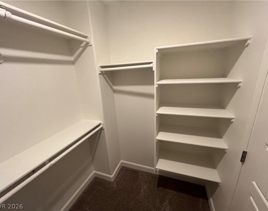 3610 Tripoli Cove Avenue - Photo Thumbnail 8
