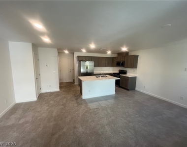 3610 Tripoli Cove Avenue - Photo Thumbnail 1