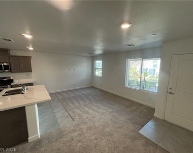 3610 Tripoli Cove Avenue - Photo Thumbnail 3