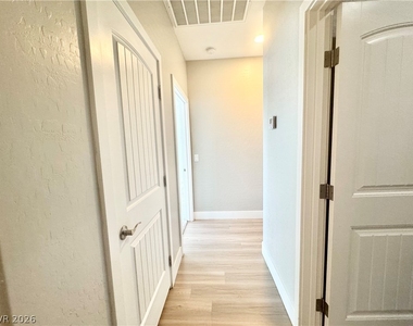 2080 S Highland Avenue - Photo Thumbnail 6