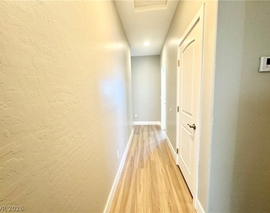 2080 S Highland Avenue - Photo Thumbnail 11