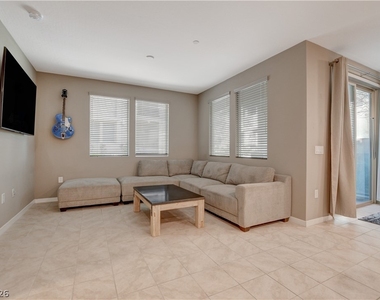 11238 Essence Point Avenue - Photo Thumbnail 11