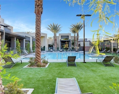 11238 Essence Point Avenue - Photo Thumbnail 50