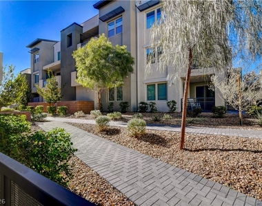 11238 Essence Point Avenue - Photo Thumbnail 39