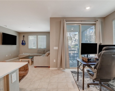 11238 Essence Point Avenue - Photo Thumbnail 19