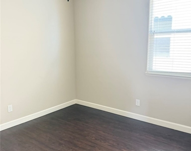706 Topocoba Street - Photo Thumbnail 7