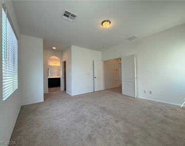 757 Calamus Palm Place - Photo Thumbnail 15