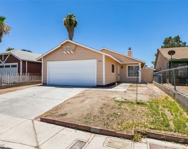 5847 Alcott Avenue - Photo Thumbnail 1