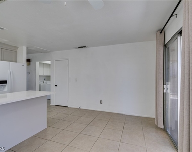 5847 Alcott Avenue - Photo Thumbnail 13