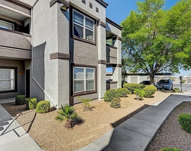 7255 W Sunset Road - Photo Thumbnail 1