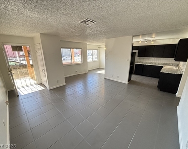 6940 Hopkins Drive - Photo Thumbnail 3