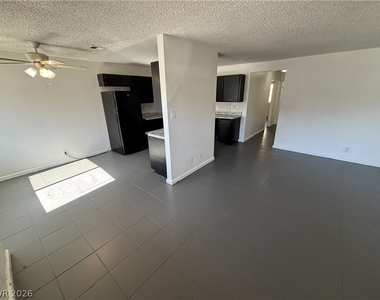 6940 Hopkins Drive - Photo Thumbnail 4