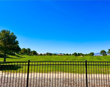 5025 E Beacon Ridge Drive - Photo Thumbnail 3