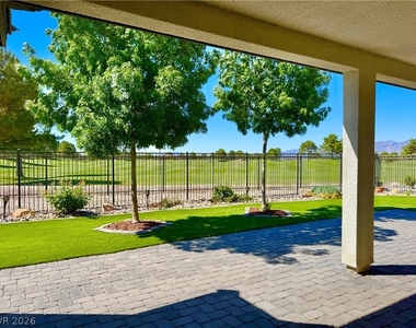 5025 E Beacon Ridge Drive - Photo Thumbnail 6