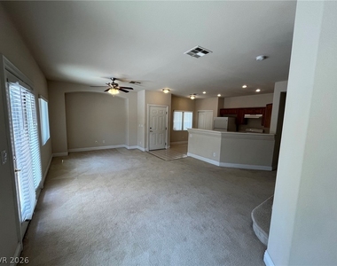 3213 Regal Swan Place - Photo Thumbnail 2