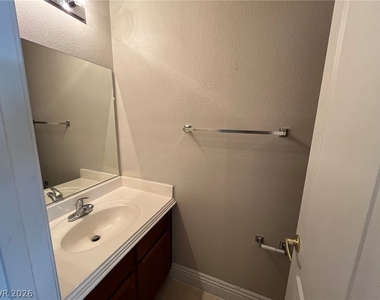 3213 Regal Swan Place - Photo Thumbnail 16