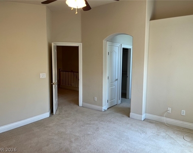 3213 Regal Swan Place - Photo Thumbnail 11