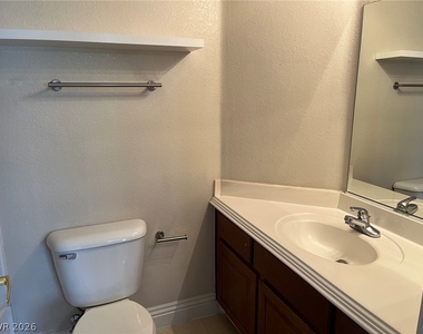 3213 Regal Swan Place - Photo Thumbnail 8