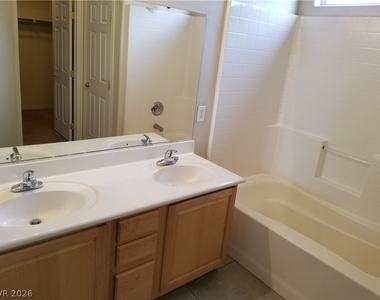 6120 Alderley Court - Photo Thumbnail 9