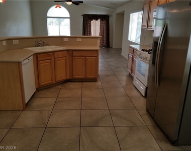 6120 Alderley Court - Photo Thumbnail 3