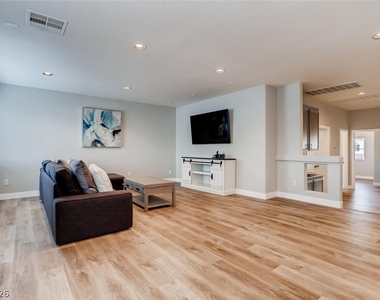 6675 Ironbound Bay - Photo Thumbnail 22