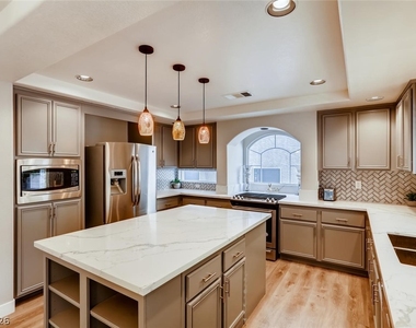 6675 Ironbound Bay - Photo Thumbnail 7