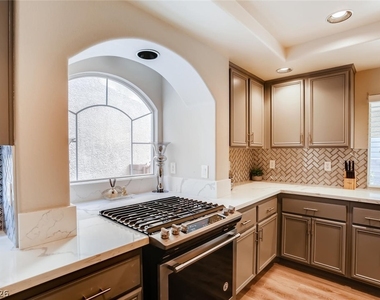 6675 Ironbound Bay - Photo Thumbnail 23