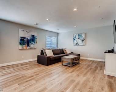 6675 Ironbound Bay - Photo Thumbnail 21