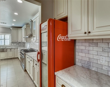 11227 Applevale Court - Photo Thumbnail 12