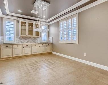 11227 Applevale Court - Photo Thumbnail 6