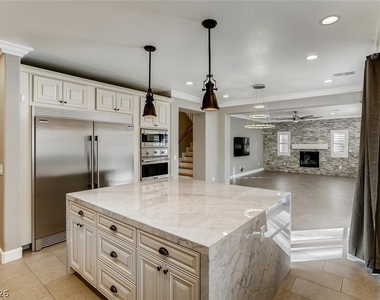 11227 Applevale Court - Photo Thumbnail 10