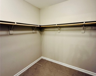 4815 Kinworthy Street - Photo Thumbnail 14
