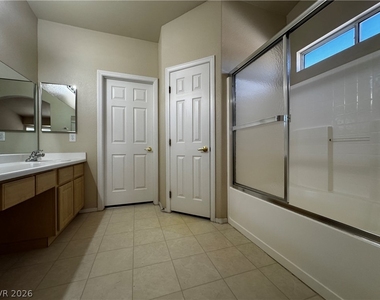 1404 Laughing Larkspur Avenue - Photo Thumbnail 15