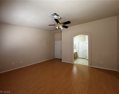 1404 Laughing Larkspur Avenue - Photo Thumbnail 46