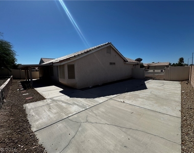 1404 Laughing Larkspur Avenue - Photo Thumbnail 31